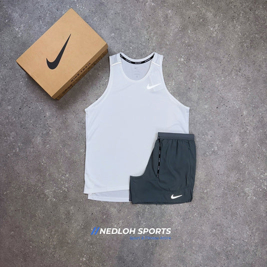 Nike Set | White Miler Vest & Grey Flex Stride 7in Shorts