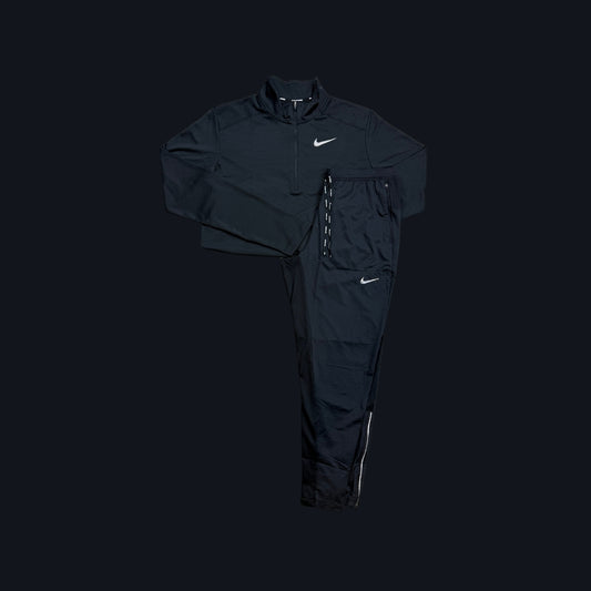 Nike Set | Black Pacer 1/4 Zip & Black Phenom Trouser