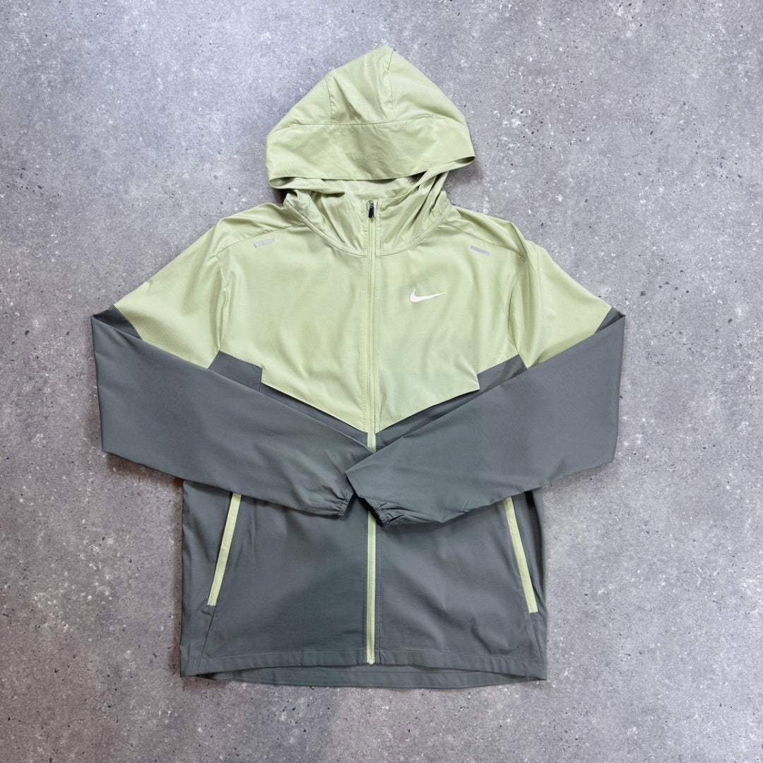 Nike Windrunner Jacket - Olive