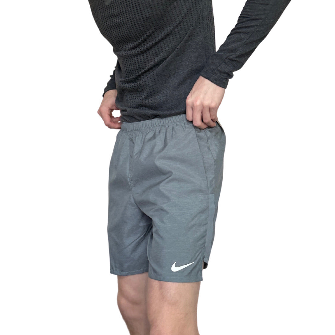 Nike Challenger Dri-Fit 7in Running Shorts - Smoke GreyHeather