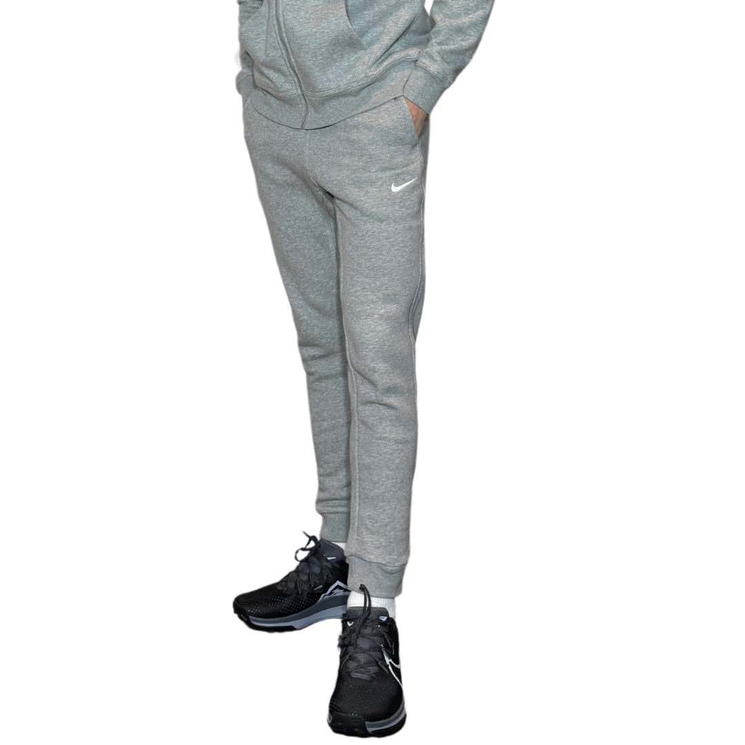 Nike Club Fleece Tapered Sweatpants - Grey