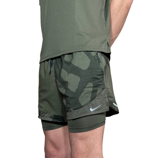 Nike Dri-Fit Run Division Stride 5 inch Shorts - Green Camo