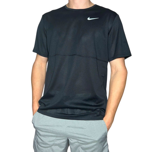 Nike Breathe T-Shirt - Black