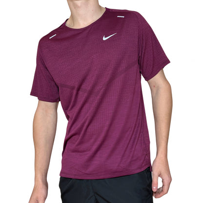 nike dri fit maroon